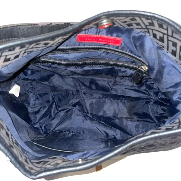 Tommy Hilfiger Hobo Handbag - Picture 5 of 5